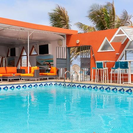 דקר Hotel La Madrague מראה חיצוני תמונה