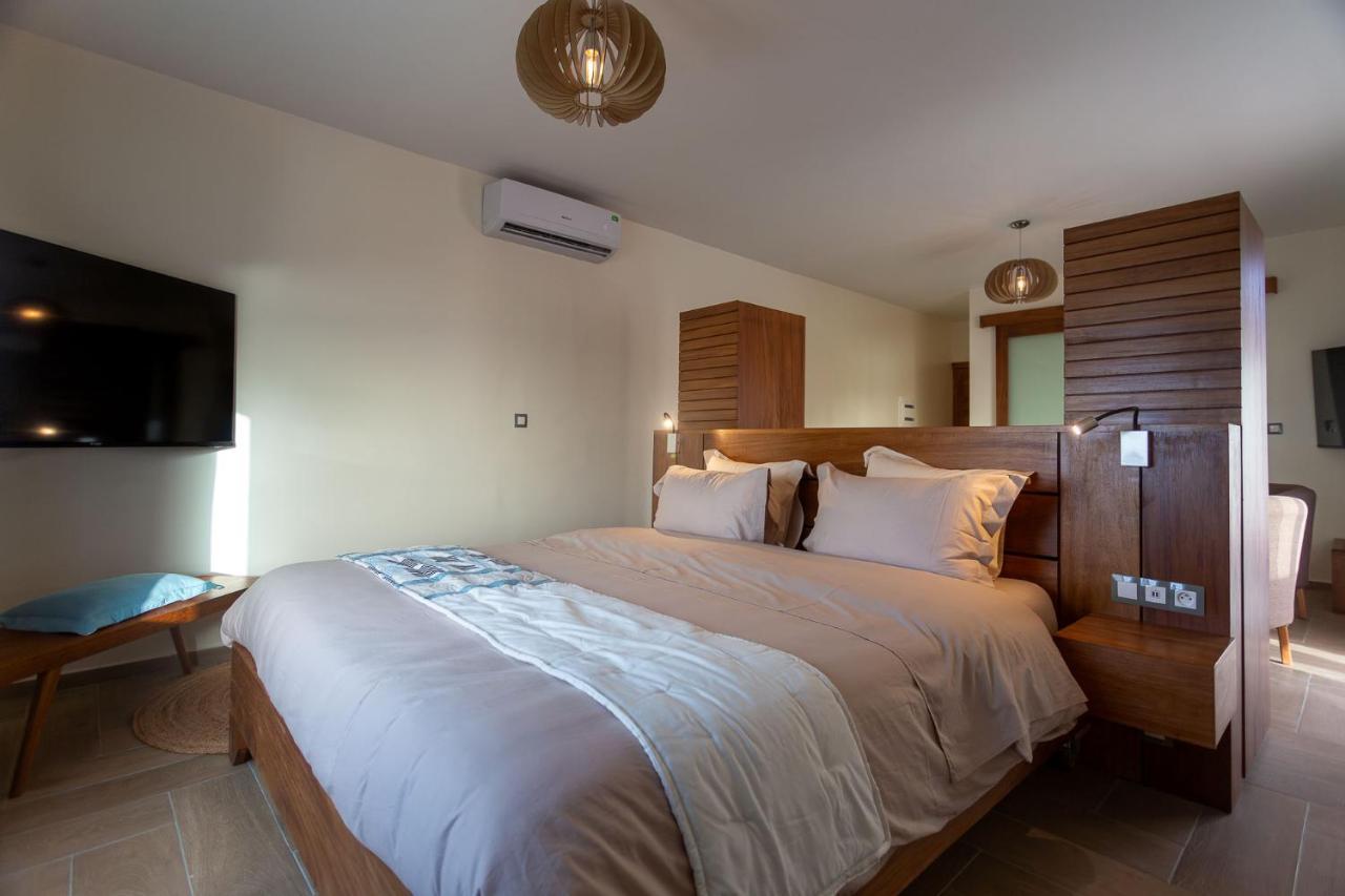 דקר Hotel La Madrague מראה חיצוני תמונה