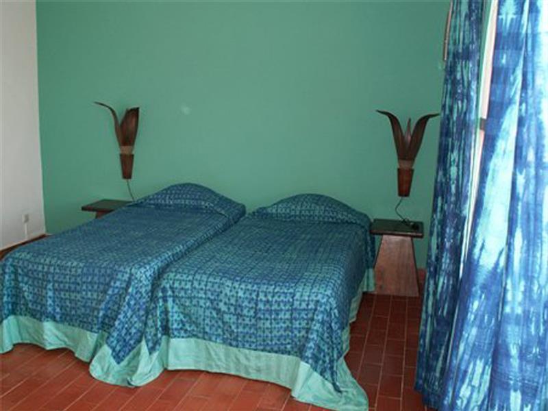 דקר Hotel La Madrague מראה חיצוני תמונה